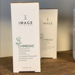 COPY - COPY - COPY - Lip balm